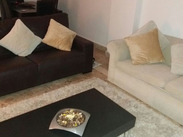 Apartment, San Pedro de Alcántara, R5325055