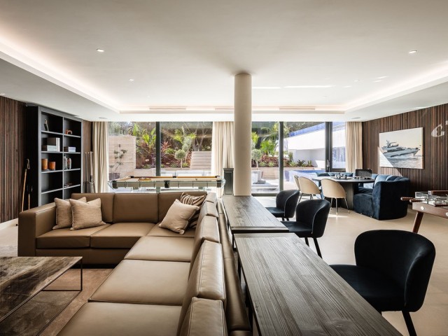 7 Bedrooms Villa in Sotogrande