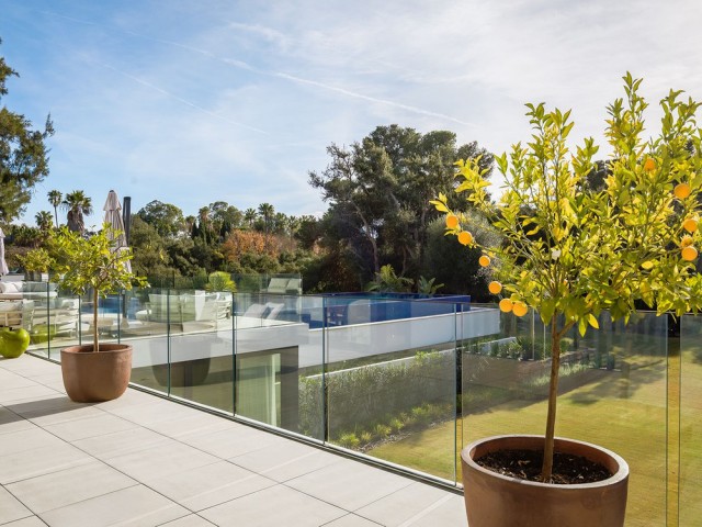 7 Bedrooms Villa in Sotogrande