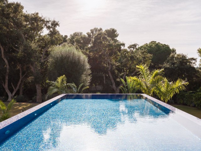 7 Bedrooms Villa in Sotogrande