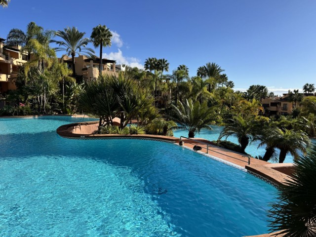 3 Bedrooms Apartment in Sierra Blanca