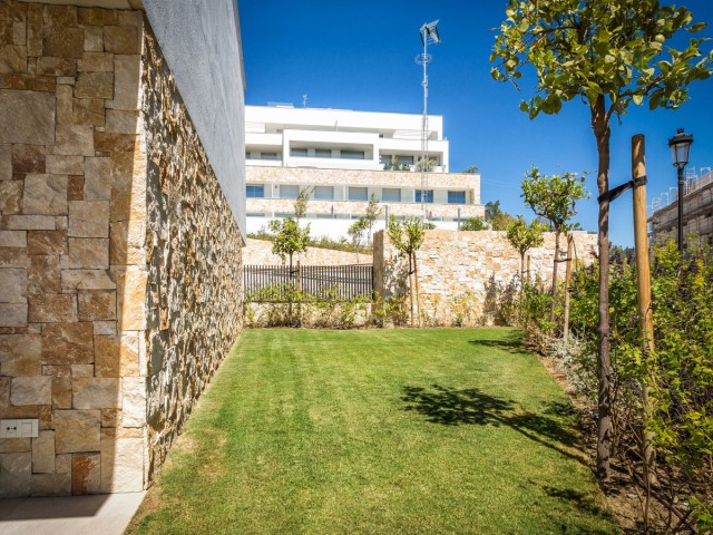 4 Bedrooms Townhouse in Estepona