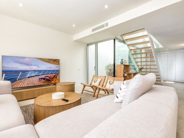 4 Bedrooms Townhouse in Estepona