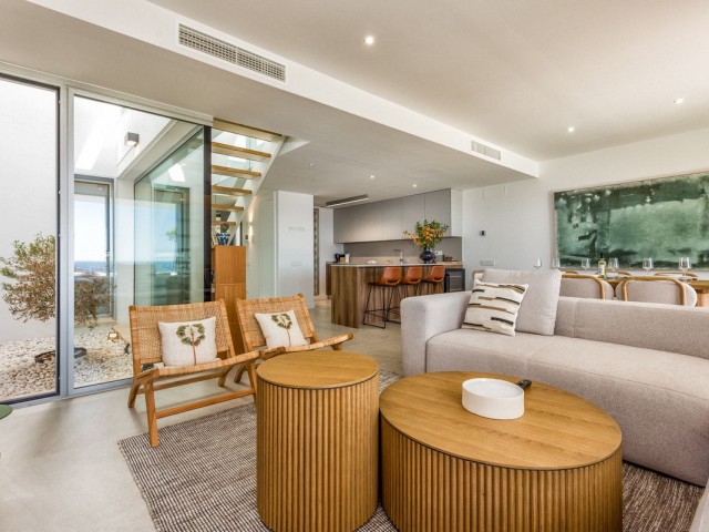 4 Bedrooms Townhouse in Estepona