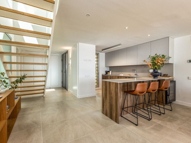 4 Bedrooms Townhouse in Estepona