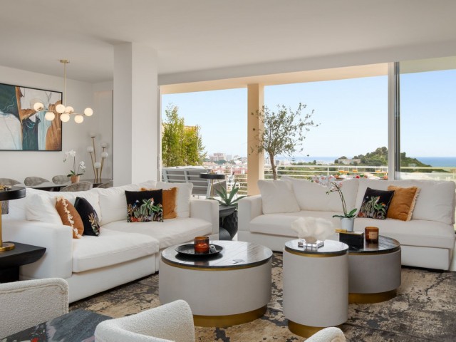 4 Bedrooms Apartment in Benalmadena