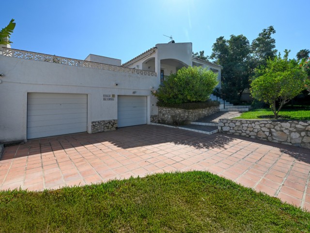 3 Bedrooms Villa in Cerros del Aguila