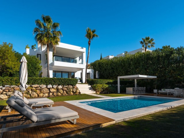 6 Soveroms Villa i Nueva Andalucía