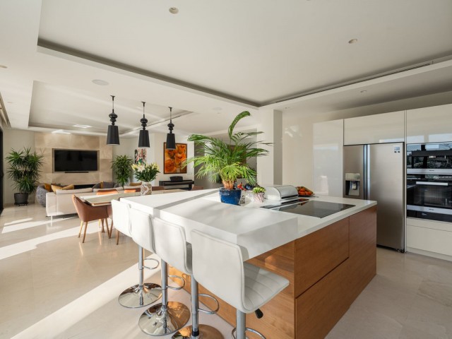 6 Soveroms Villa i Nueva Andalucía