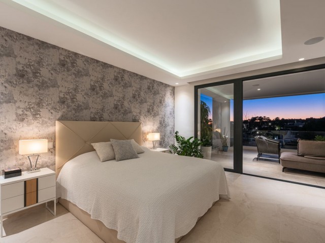 6 Soveroms Villa i Nueva Andalucía