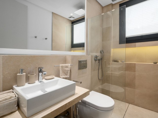 6 Soveroms Villa i Nueva Andalucía