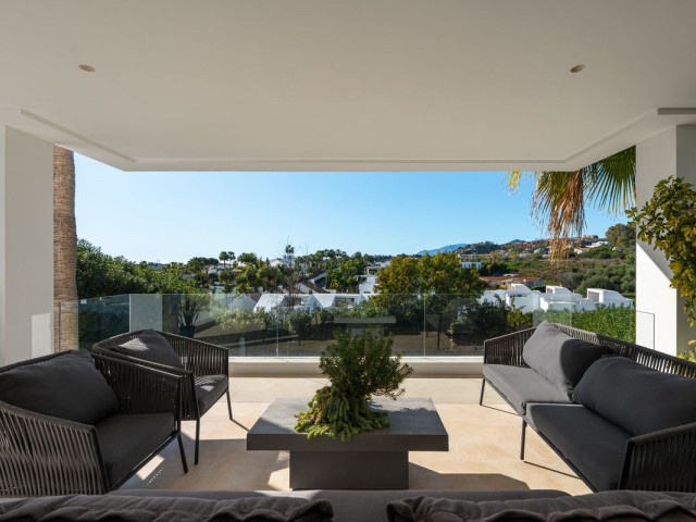 6 Soveroms Villa i Nueva Andalucía