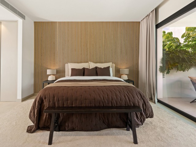 5 Bedrooms Villa in Nueva Andalucía