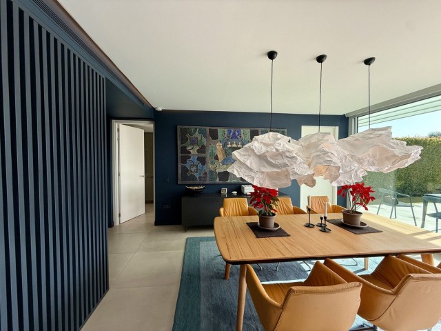 5 Bedrooms Villa in Sotogrande