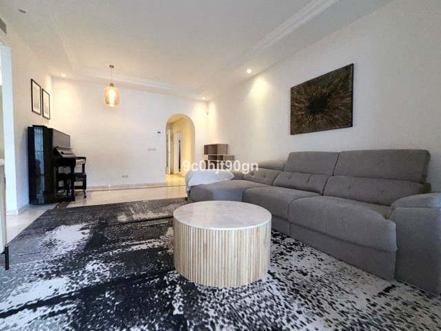 Appartement avec 3 Chambres  à Elviria