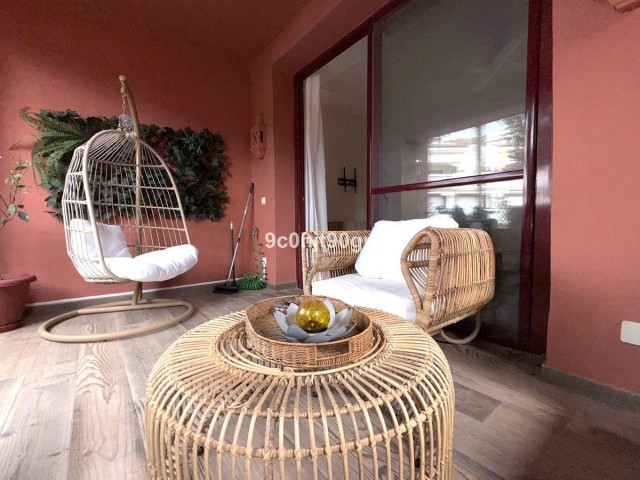 Appartement avec 3 Chambres  à Elviria