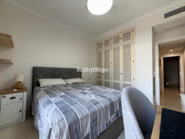 Appartement avec 3 Chambres  à Elviria