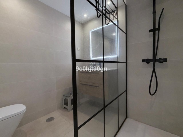 Appartement avec 3 Chambres  à Elviria