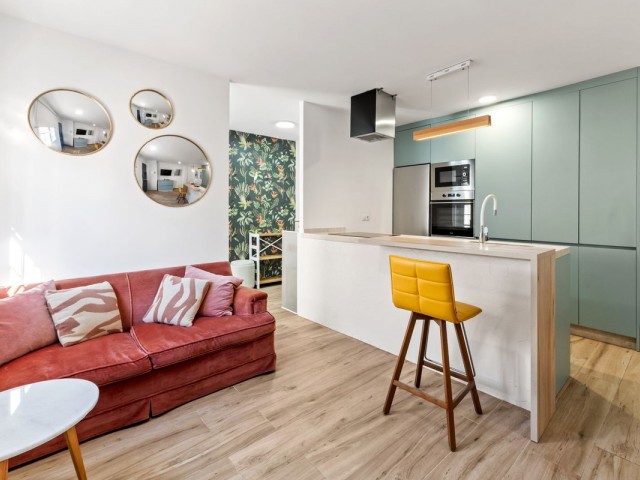 Apartment, Cabopino, R5327536