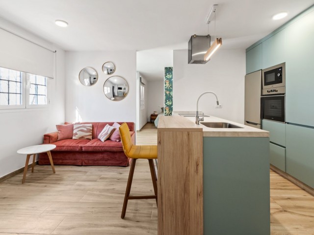 Apartment, Cabopino, R5327536