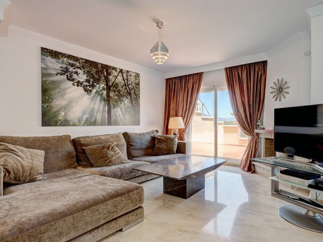 Townhouse, La Duquesa, R5327773