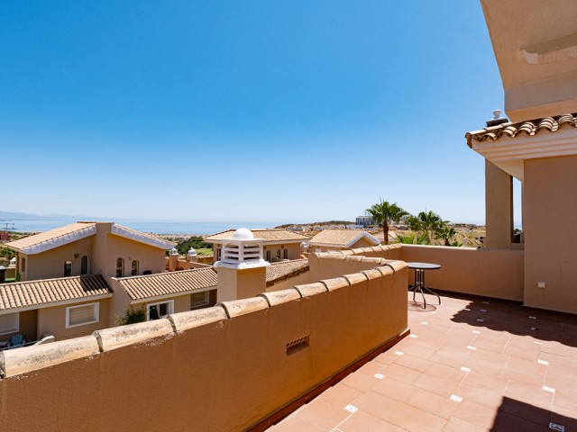 4 Bedrooms Townhouse in La Duquesa