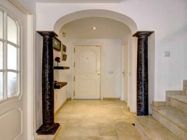 4 Bedrooms Townhouse in La Duquesa