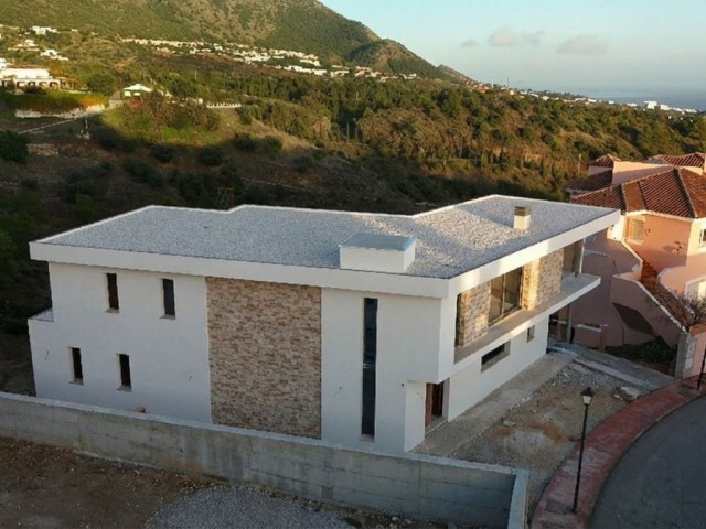 Huvila, Mijas