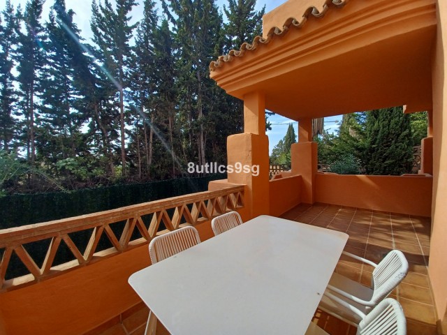 3 Bedrooms Apartment in Benahavís