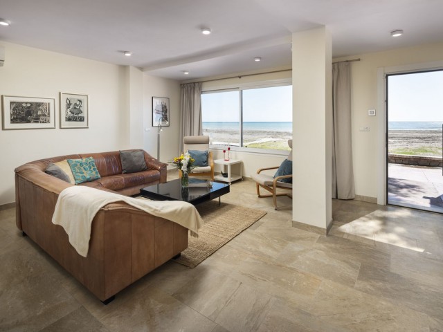 Maison mitoyenne avec 4 Chambres  à Málaga Centro