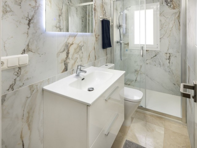 Maison mitoyenne avec 4 Chambres  à Málaga Centro