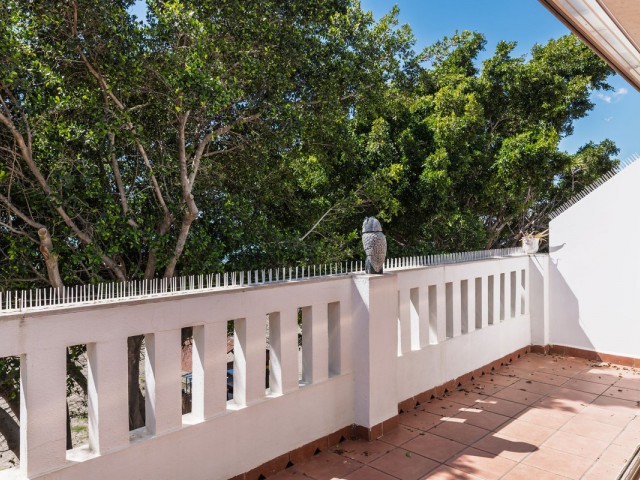 Maison mitoyenne avec 4 Chambres  à Málaga Centro
