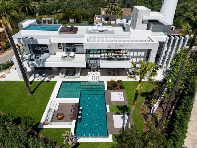 Villa, Nueva Andalucia