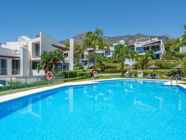 2 Bedrooms Townhouse in Sierra Blanca