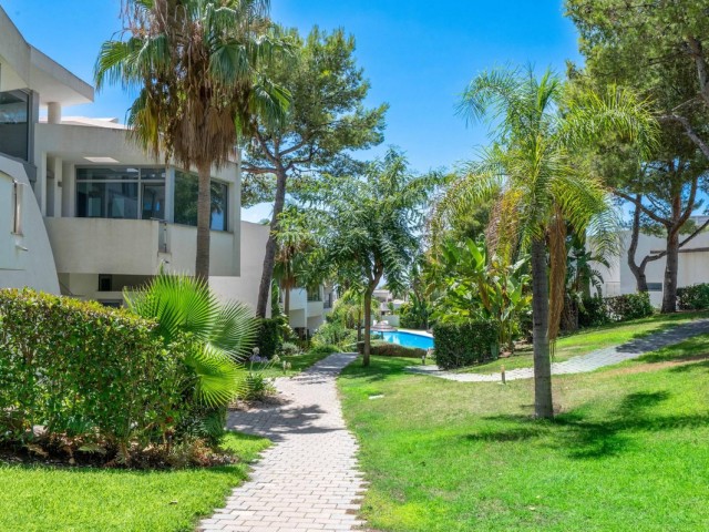 2 Bedrooms Townhouse in Sierra Blanca