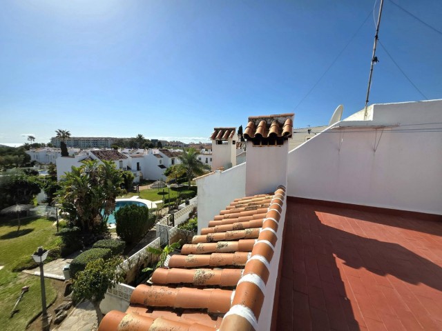 3 Soveroms Rekkehus i Casares Playa