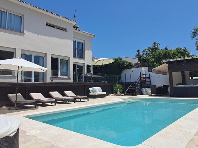 Huvila, Marbella