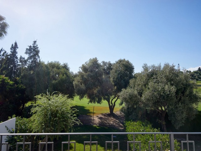 4 Bedrooms Townhouse in Nueva Andalucía