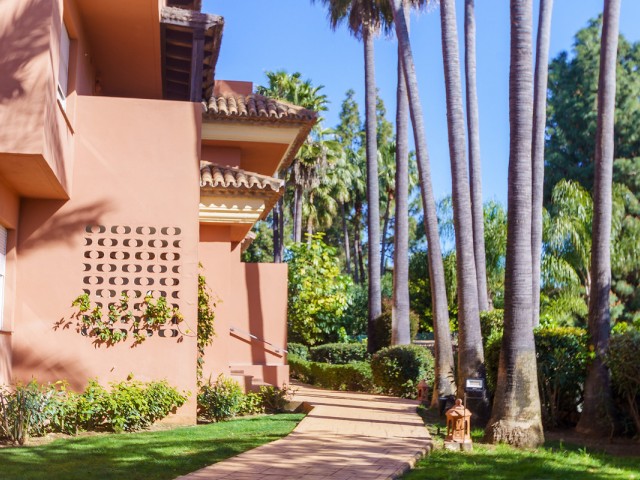Appartement avec 2 Chambres  à Puerto Banús