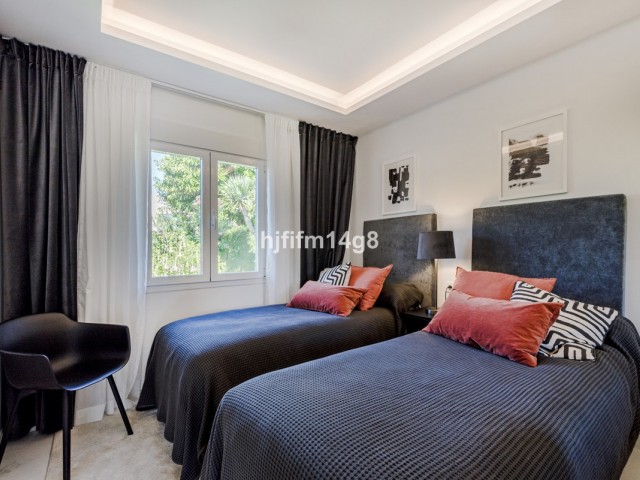 Penthouse avec 3 Chambres  à Nueva Andalucía