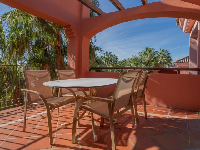 2 Bedrooms Apartment in Puerto Banús
