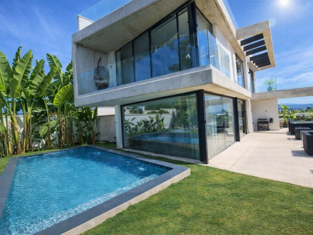 2 Slaapkamer Villa in Nueva Andalucía