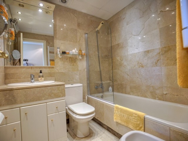 Appartement avec 3 Chambres  à Bel Air