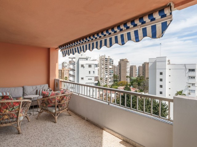 Apartment, Torremolinos, R5330473