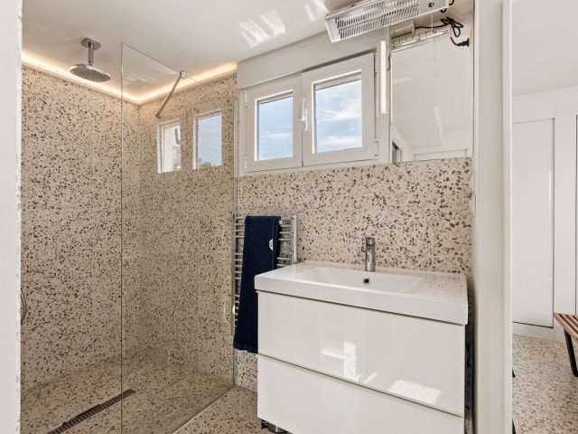 2 Bedrooms Apartment in Torremolinos