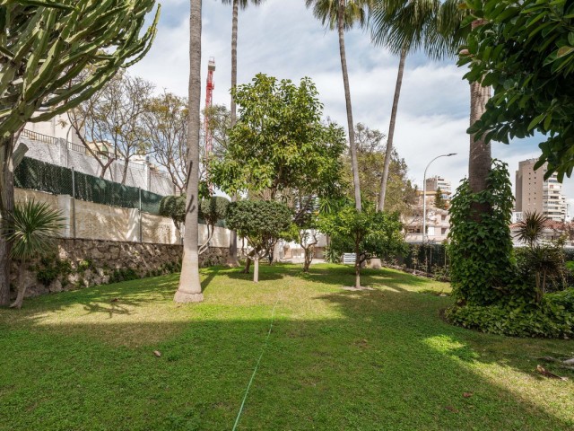 2 Bedrooms Apartment in Torremolinos