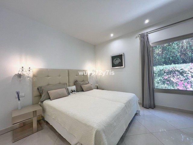 5 Makuuhuoneen Huvila Sotogrande