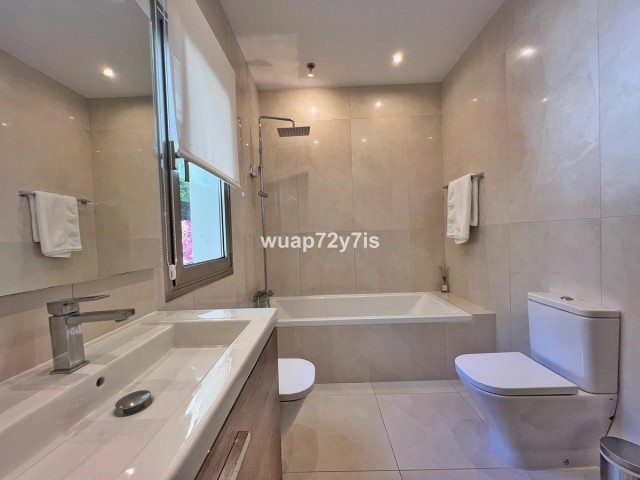 5 Makuuhuoneen Huvila Sotogrande