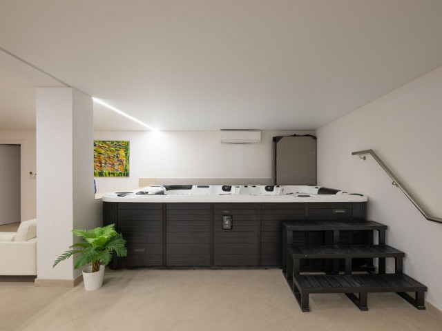 9 Bedrooms Villa in Hacienda Las Chapas