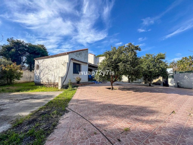 Huvila New Golden Mile - R5327605